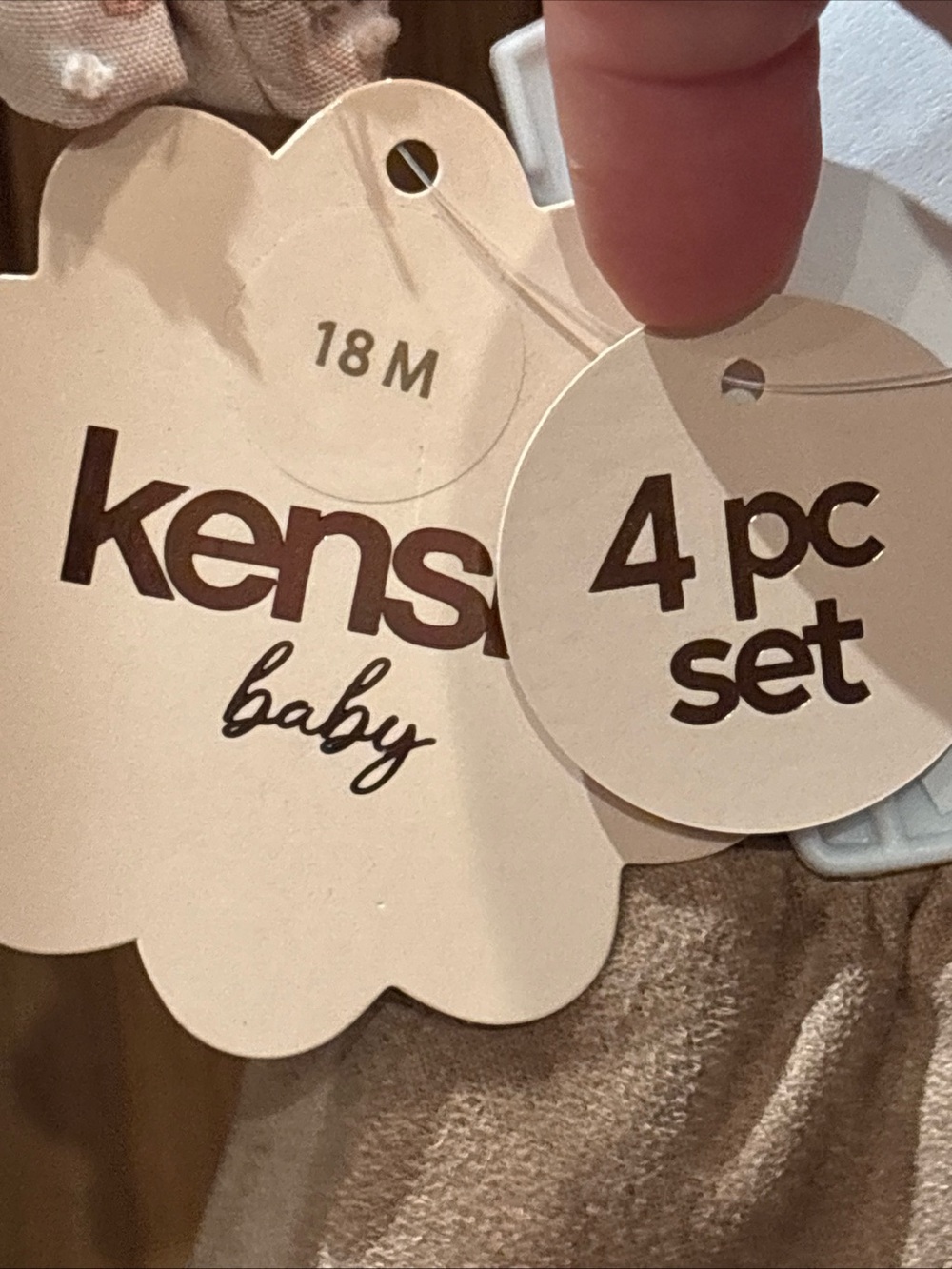 Kensie baby 4-piece set 18 months-NWT - Picture 8 of 10